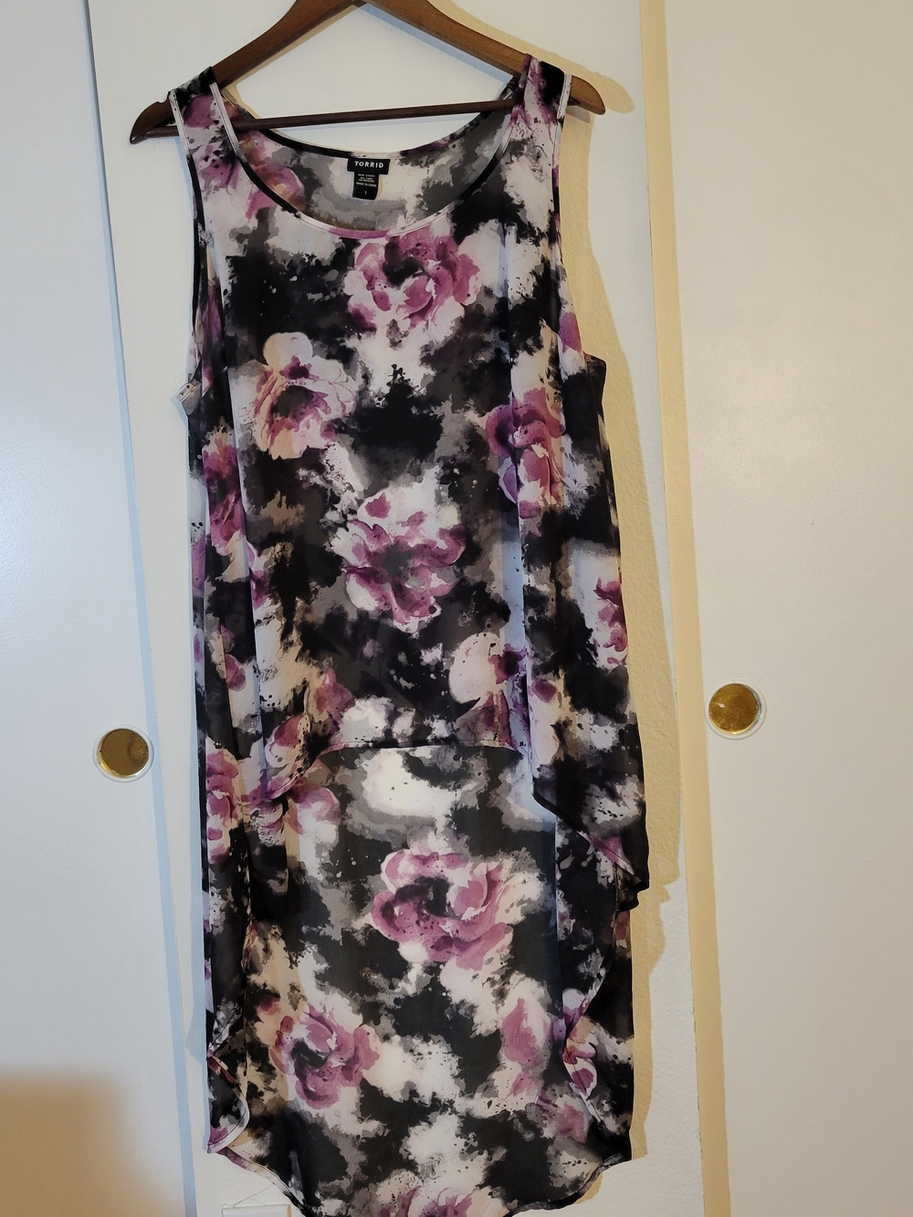 Torrid Black & Purple Floral High-Low Tank Top